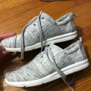 Toms Shoes - TOMS del ray sneaker lace up Toms Shoes - TOMS del ray sneaker lace up